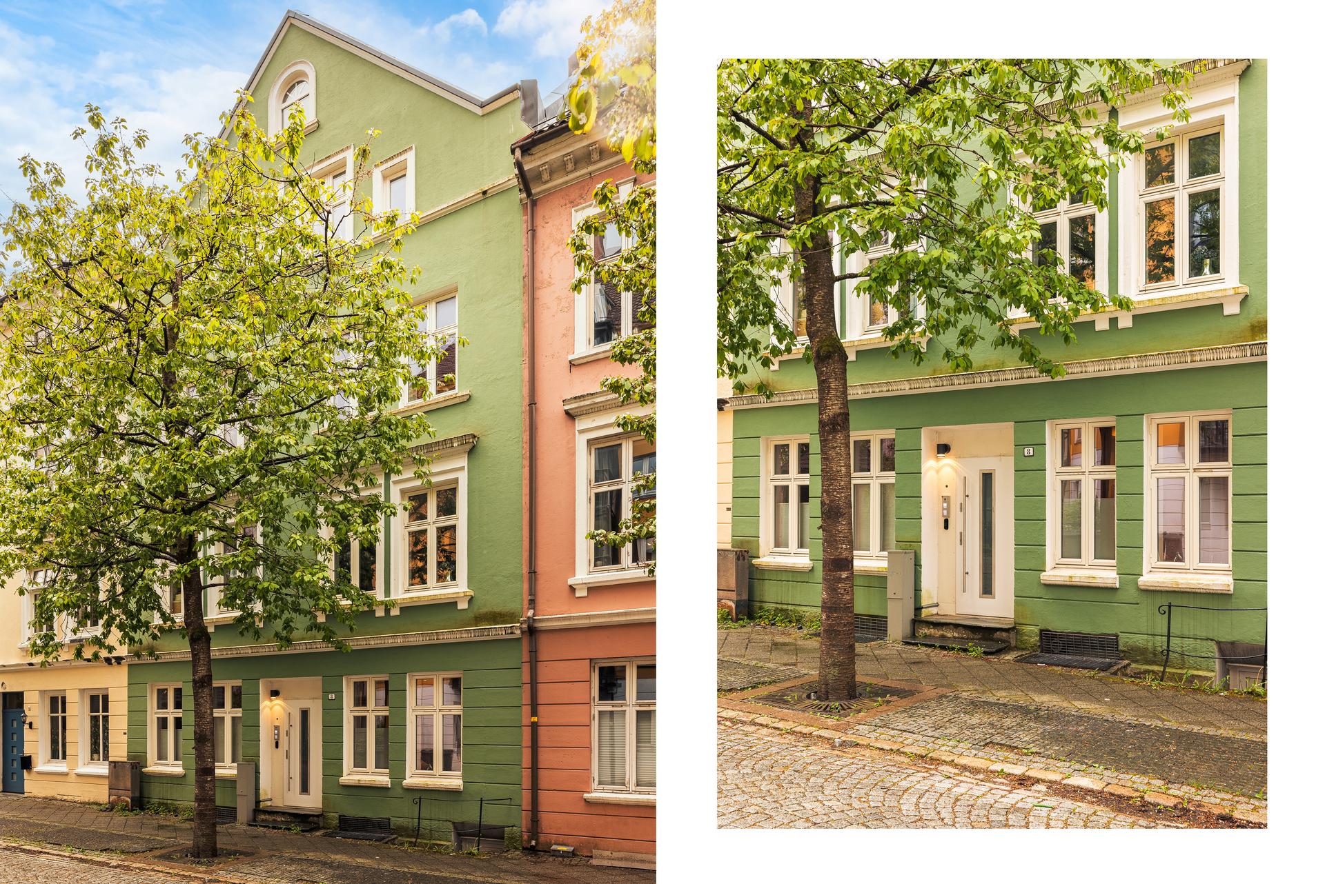 Bygården med 6 leiligheter ble altså ombygget og betydelig modernisert i 2020/2021. Det kan nevnes oppgradert fasade og tak, nye vinduer, nytt el-anlegg, rør-i-rør, i tillegg til innvendige kvaliteter. Dette er en skikkelig drømmeleilighet!