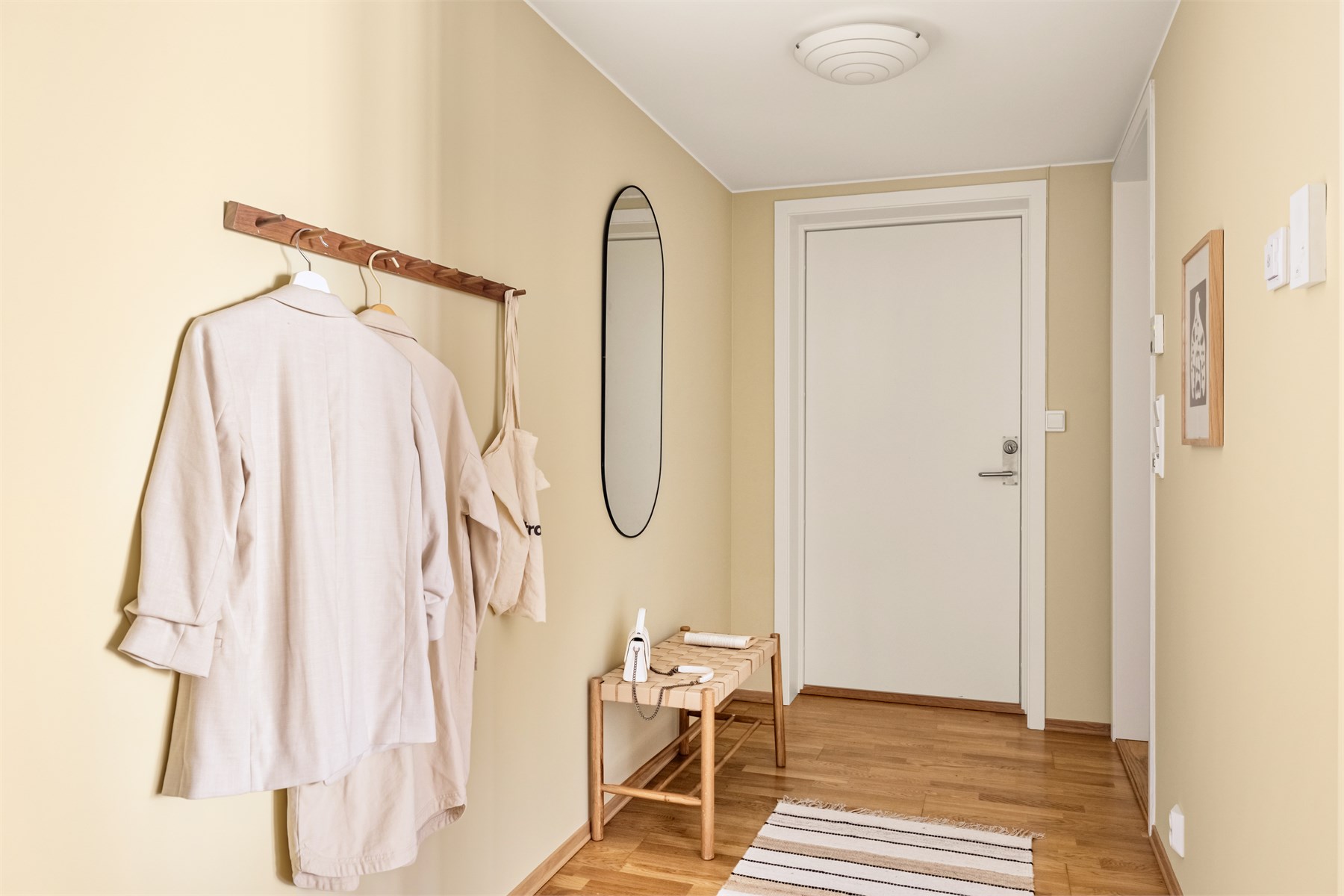 Leiligheten passer perfekt for deg som ønsker en lettstelt og moderne bolig.