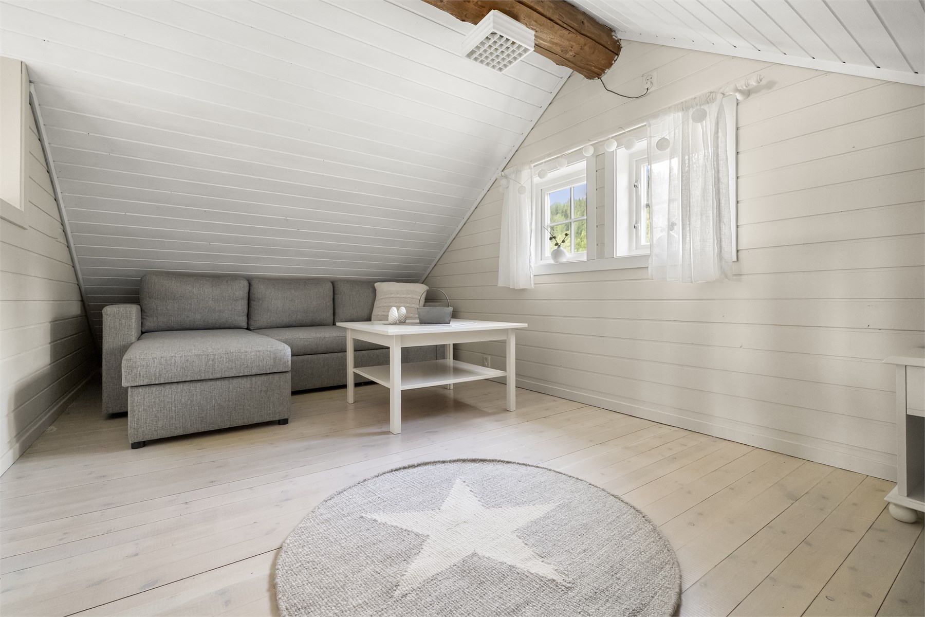 - Her er en ypperlig plass for lek og moro for barna -