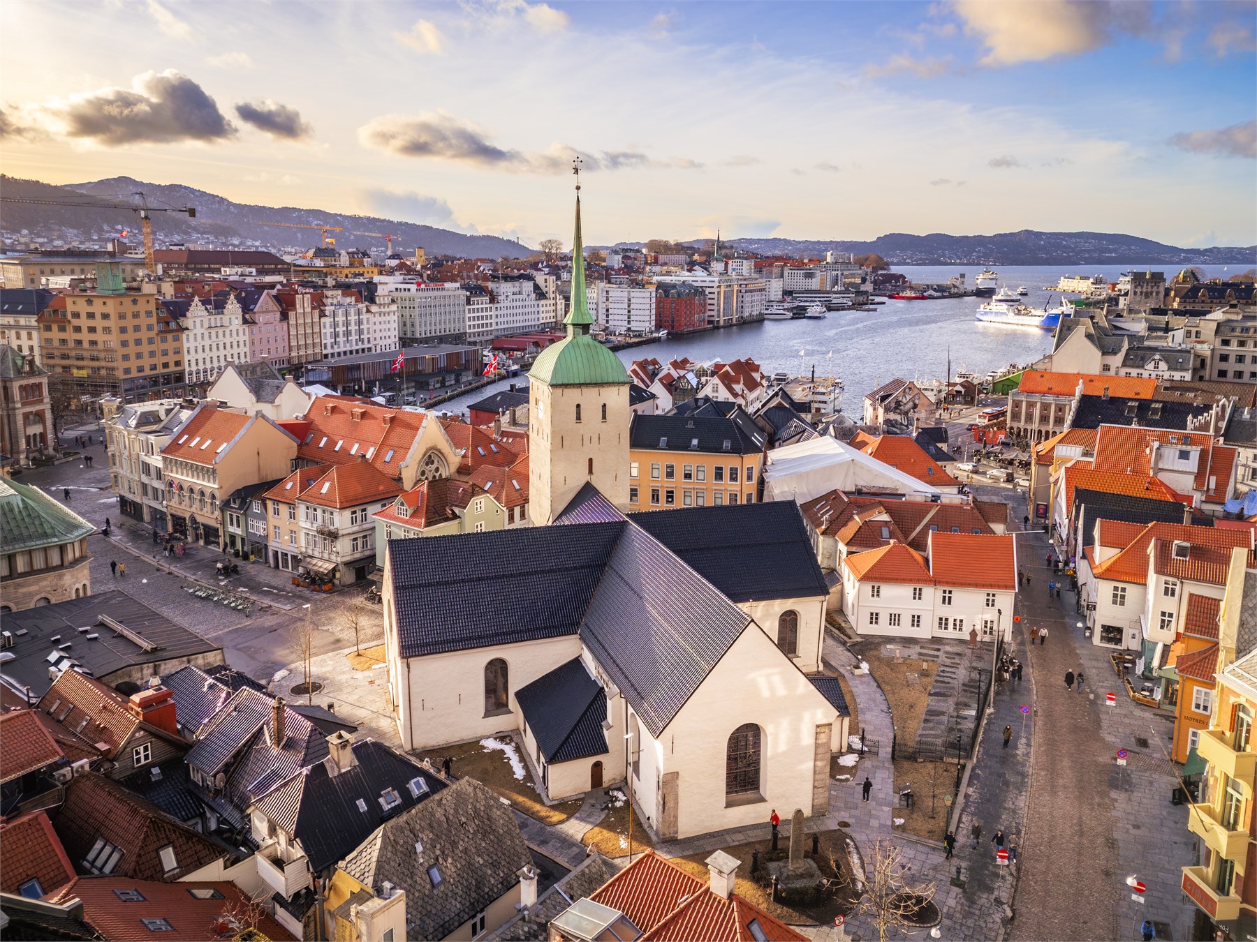 Boligen har supersentral beliggenhet i Bergen sentrum. 