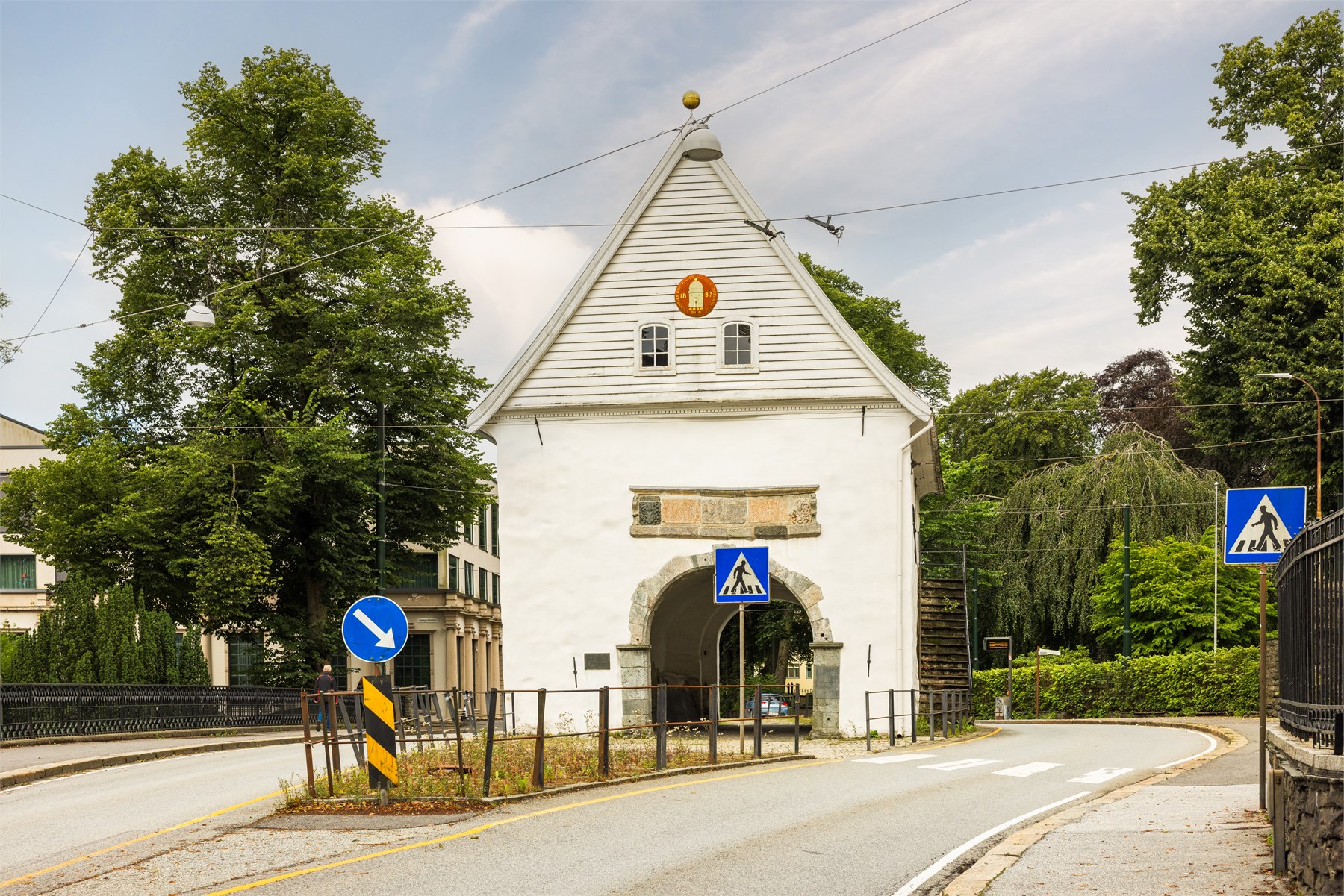 Beliggenheten gjør det lett å kombinere en rolig bosituasjon på Kalfaret med nærheten til alt sentrum har å by på.