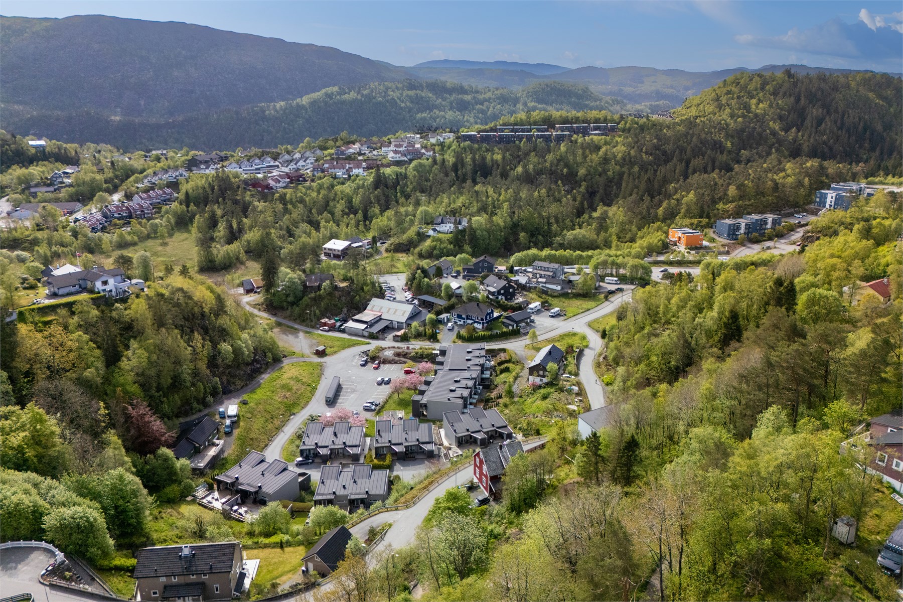 Velkommen på tomtevisning i nydelige omgivelser! 