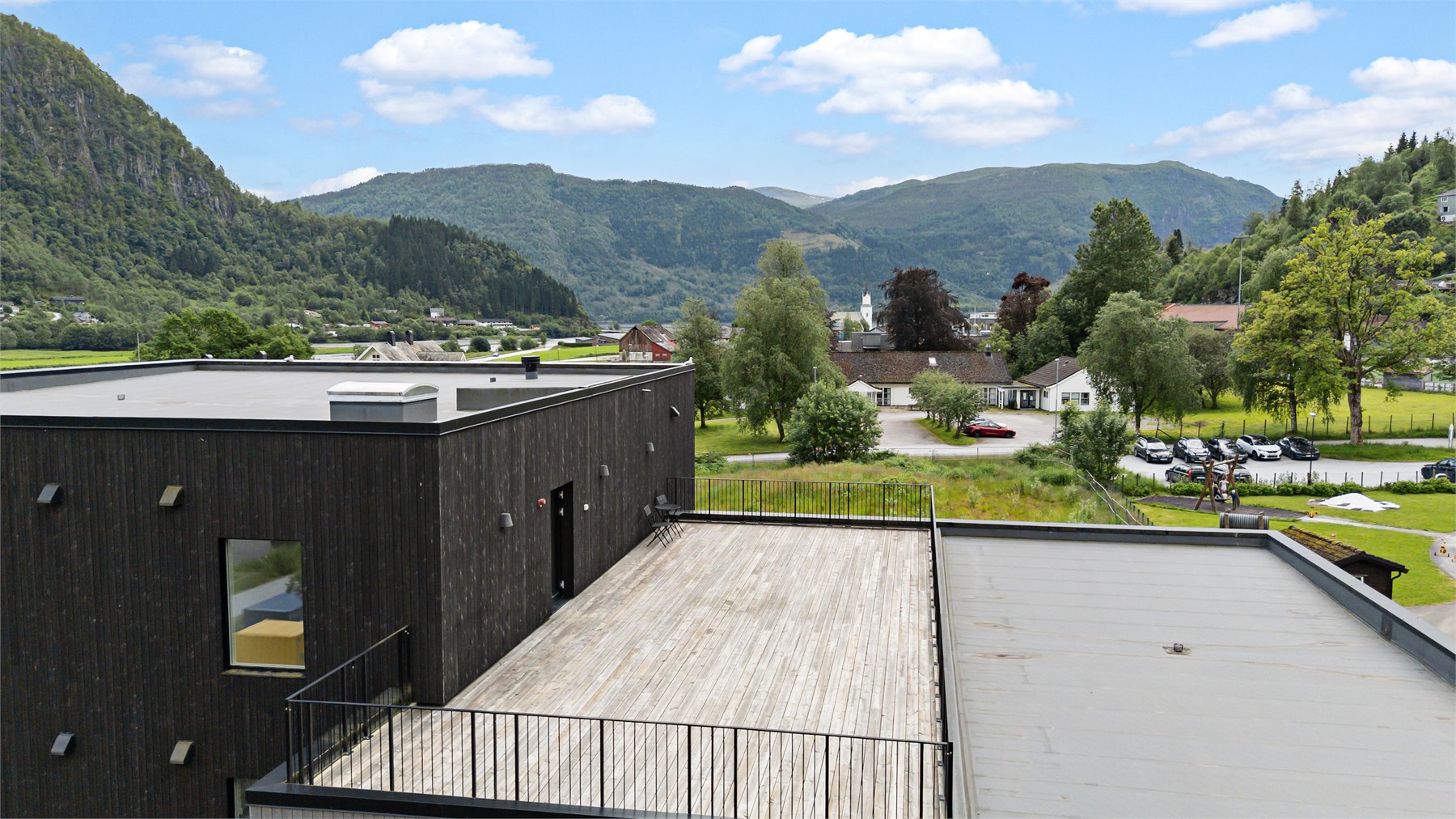 - Sameiet har en felles takterrasse - 