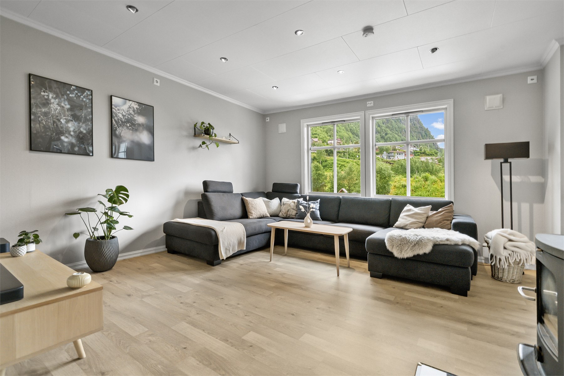 - Velkommen til Løken 5B -