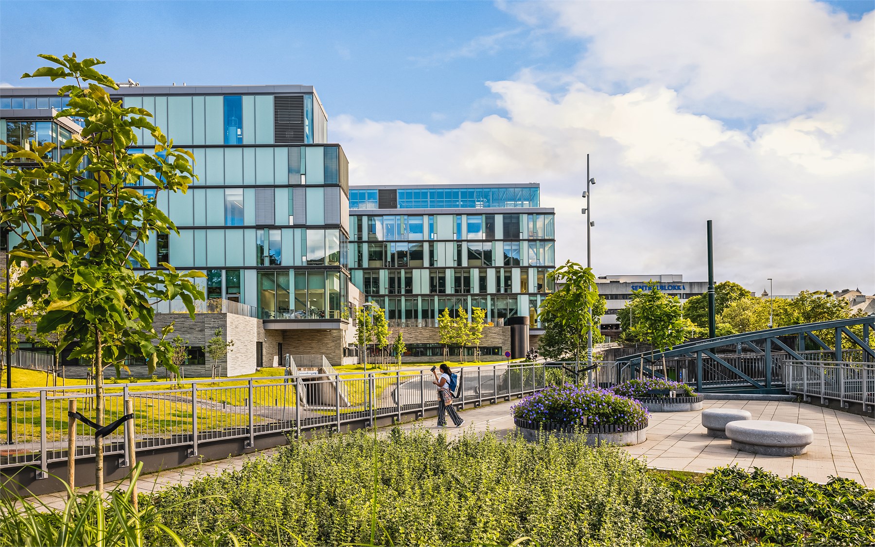 Sykkelavstand til Haukeland universitetssykehus, Haraldsplass diakonale sykehus, Odontologen m.m.