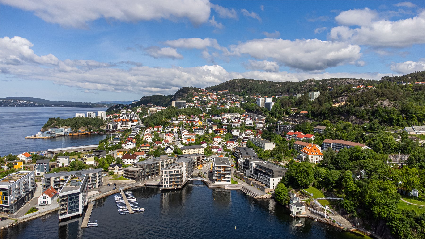 Nyhavn og Sandviken byr på en attraktiv kombinasjon av sjø, grønne omgivelser og boligbebyggelse – samtidig som Bergen sentrum ligger kun en kort tur unna.
