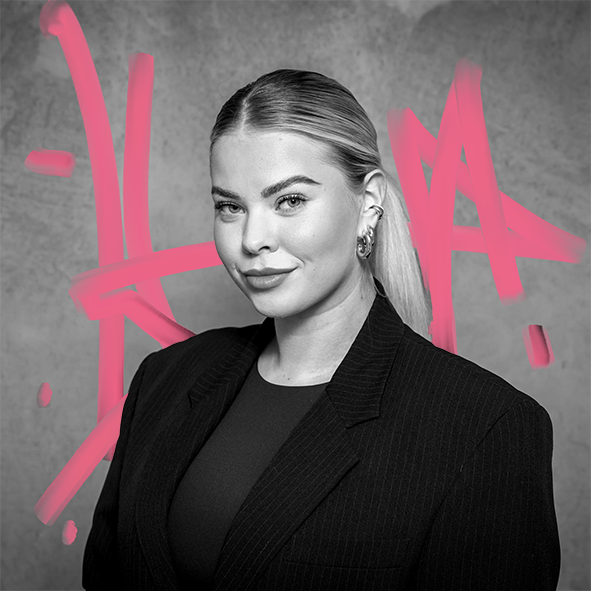 [team] image of individual team member (for an acupuncturist)