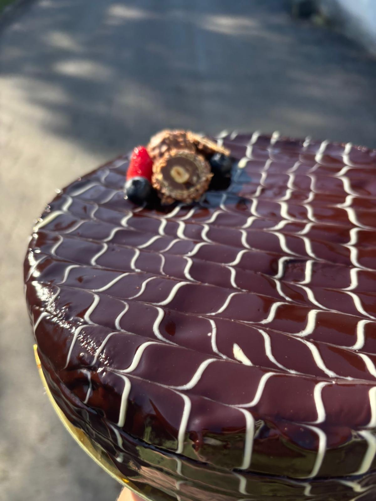 [background image] image of festive bakery event for a bakery