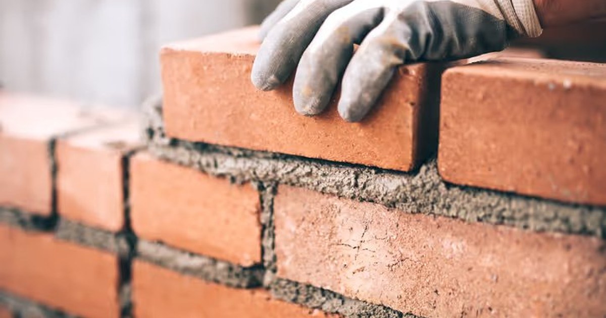Your Brain Might Feel Like It’s Slowing Down. The Real Problem Is the Cracked Foundation.
