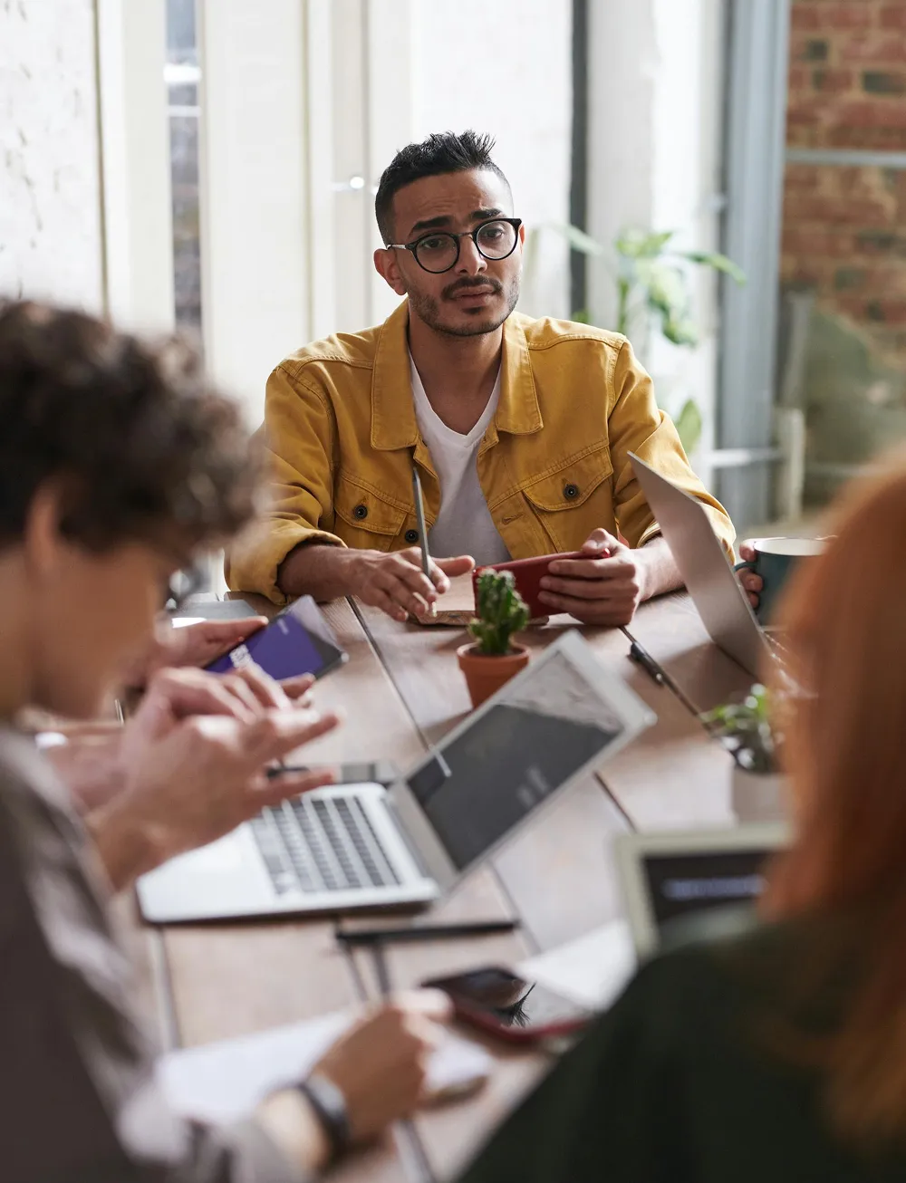 pexels-fauxels-3184320 1