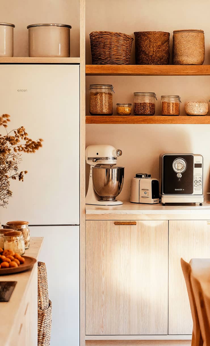 New York Slide - RoomFlow - Webflow Template | BRIX Templates