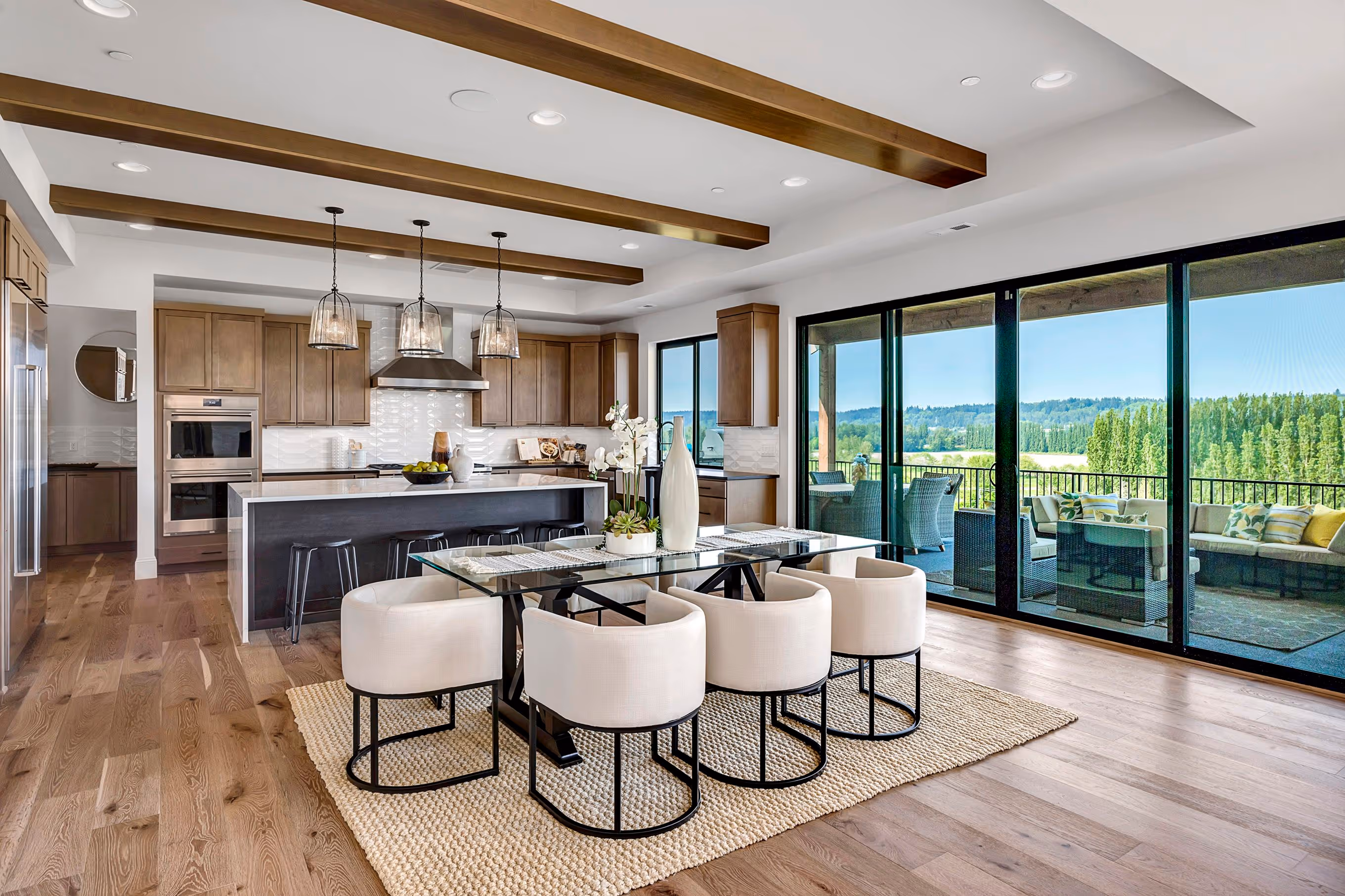 Luxury Loft in Woodinville