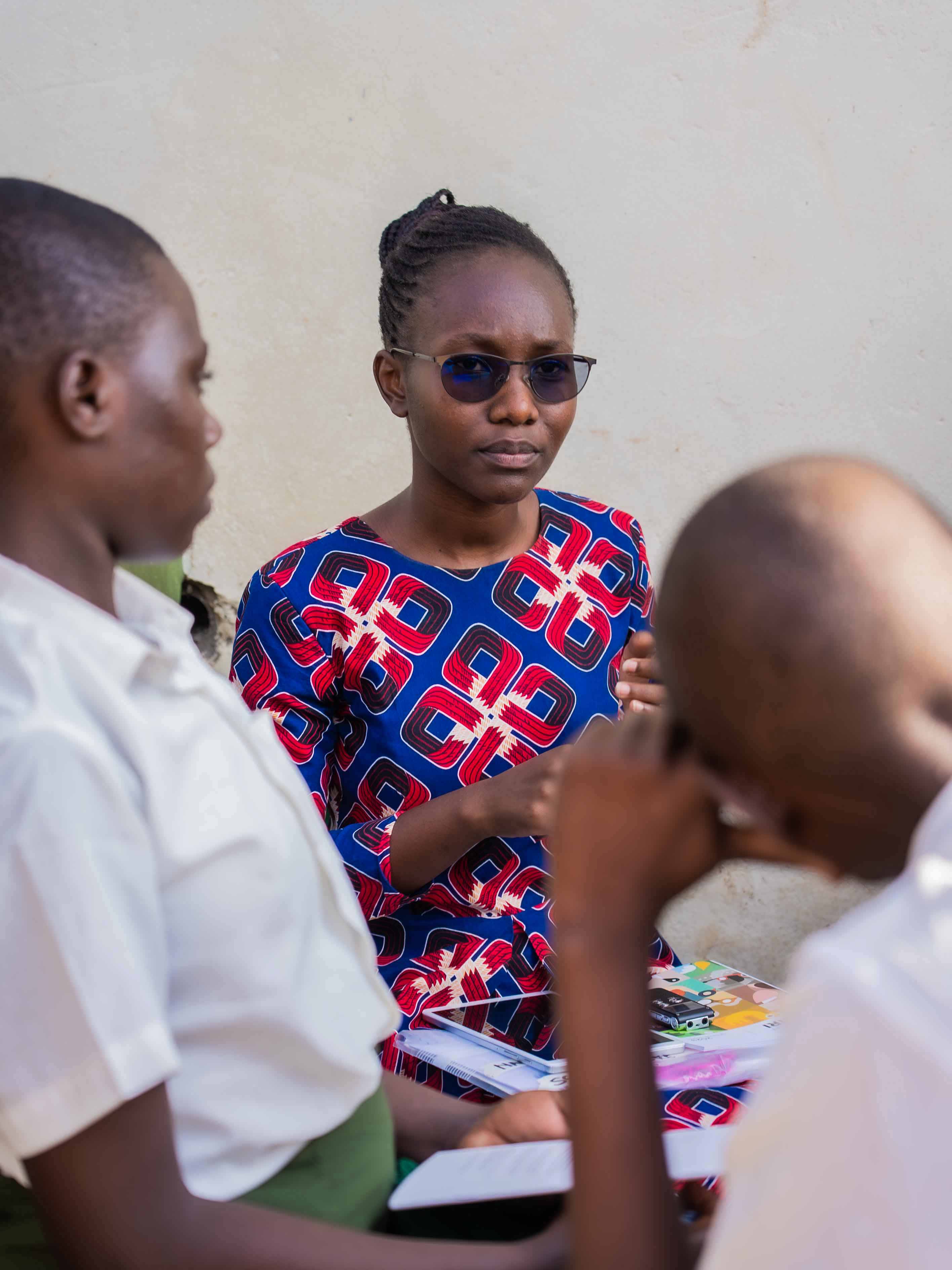 Using data to make therapies and therapists better - Shamiri Fellow in session with Students 