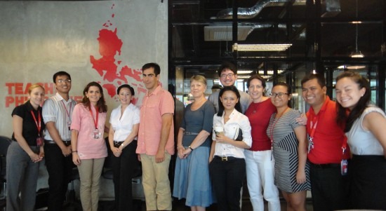 Brett Wigdortz with the Teach for the Philippines Team