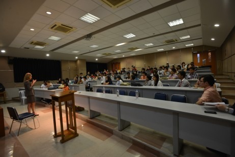 Wendy Kopp addresses the Fellows