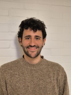 Pau, IoT automation and operations specialist.