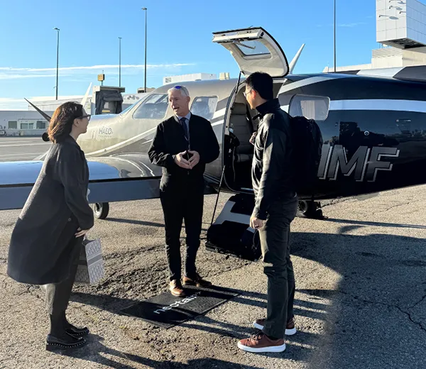 Your Schedule. Your Private Plane.