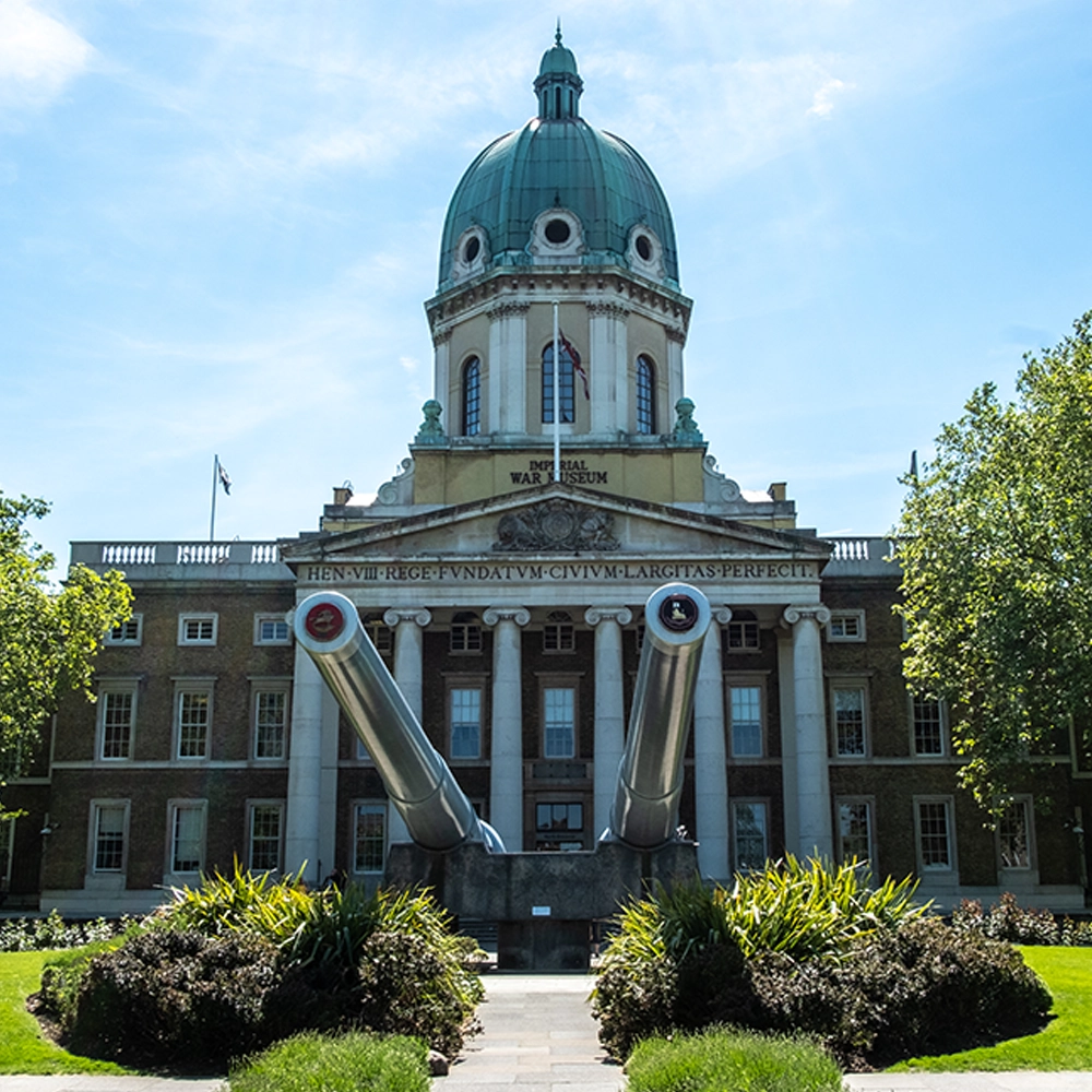 Imperial War Museum photo from the front lawn