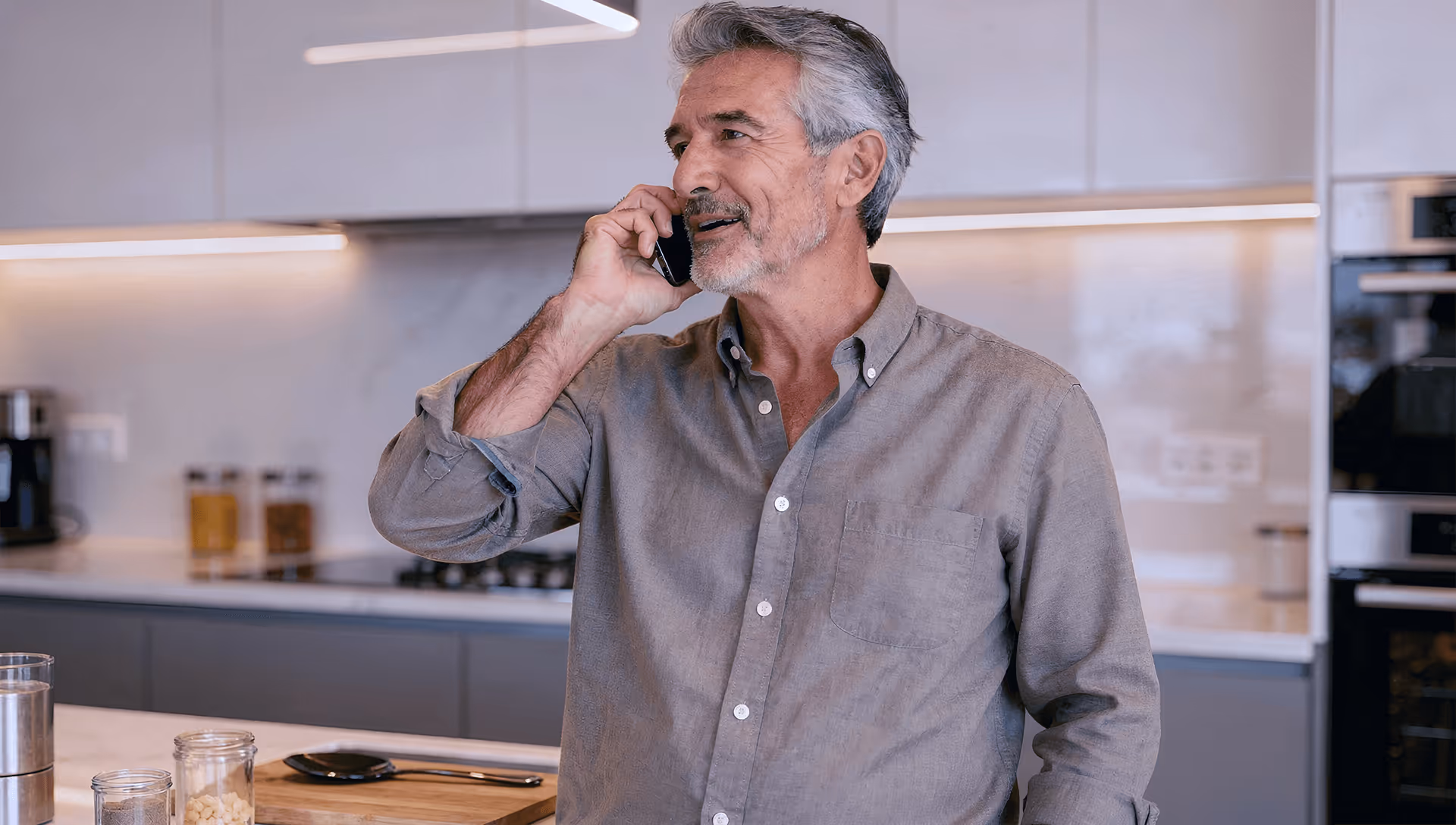 The Complete Introduction to AI Voice Agents for Customer Service