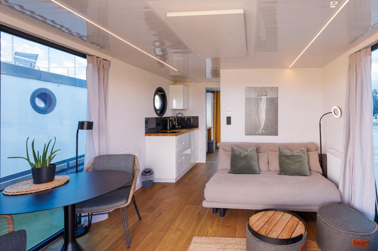 image of office reception area (for a maritime service)