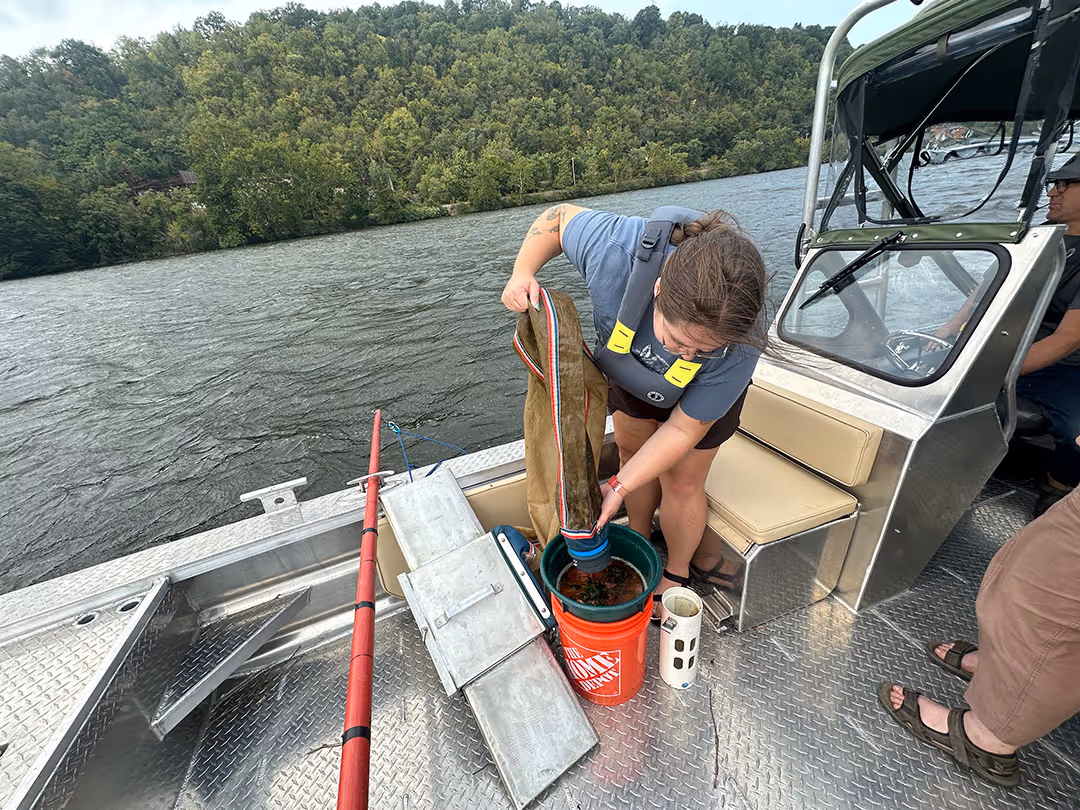 Three Rivers Waterkeeper.
Courtesy of organization's name.
The Foundation's Environment initiative provided a grant for Riverlife's Microplastic Identification, Education, and Restoration Prioritization project in the Ohio River Basin.