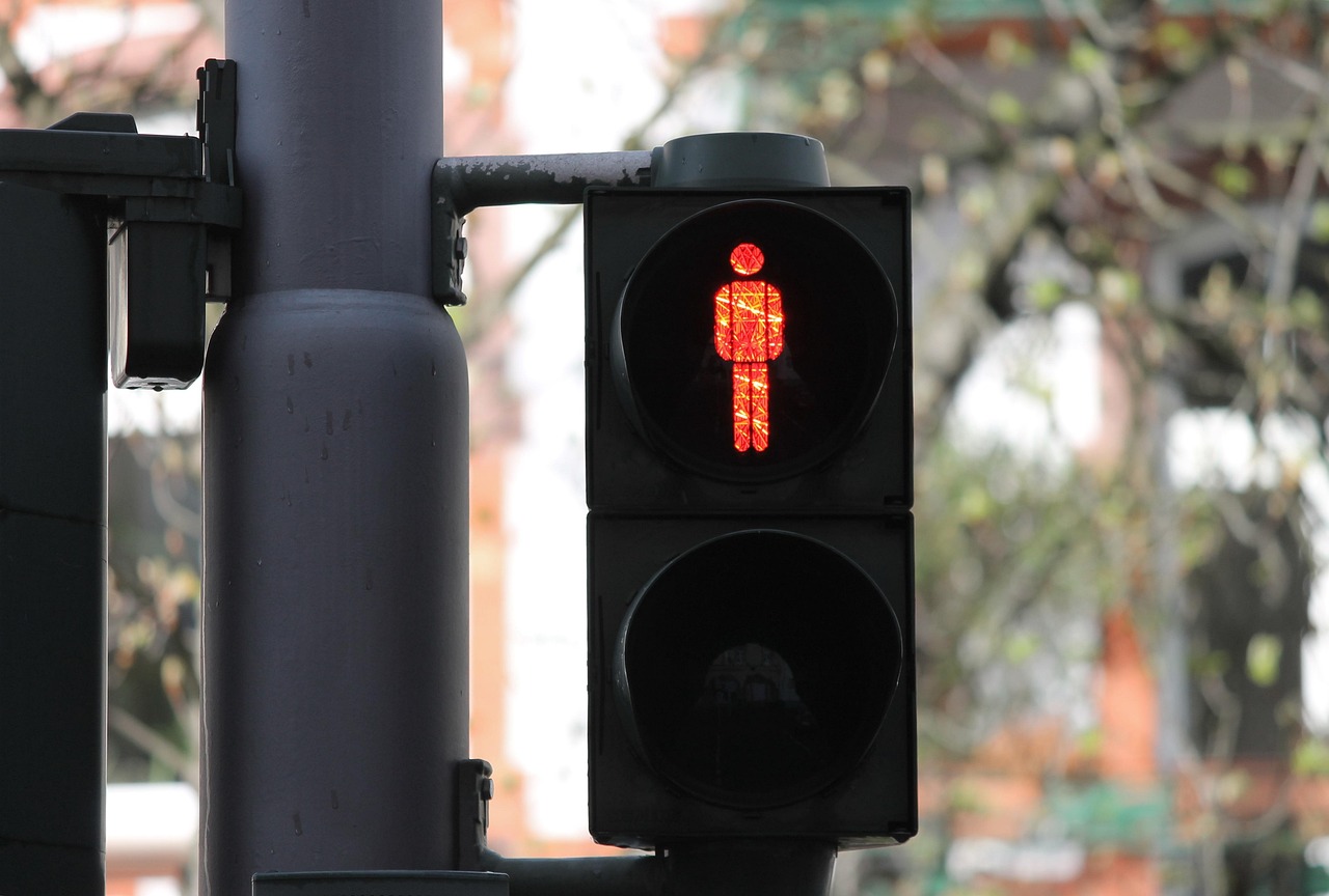 From Lagging Indicators to Leading Signals: What Good Supplier Risk Intelligence Looks Like