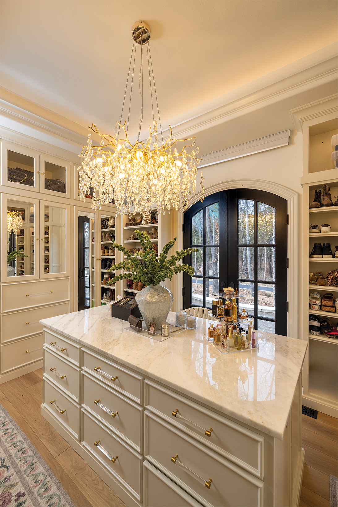 image of gallery interior (for a art gallery)