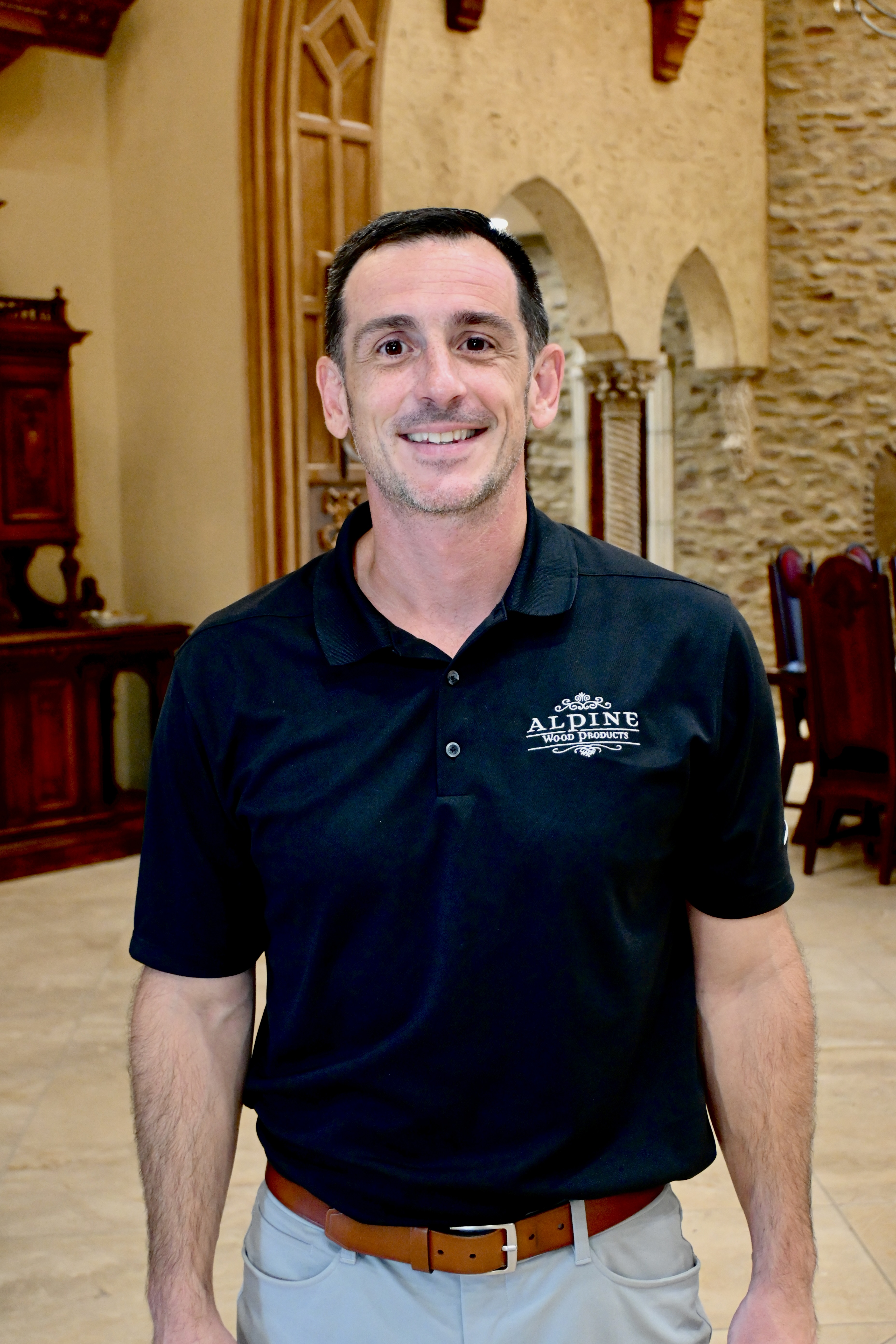 [headshot] image of customer (for a bookstore)