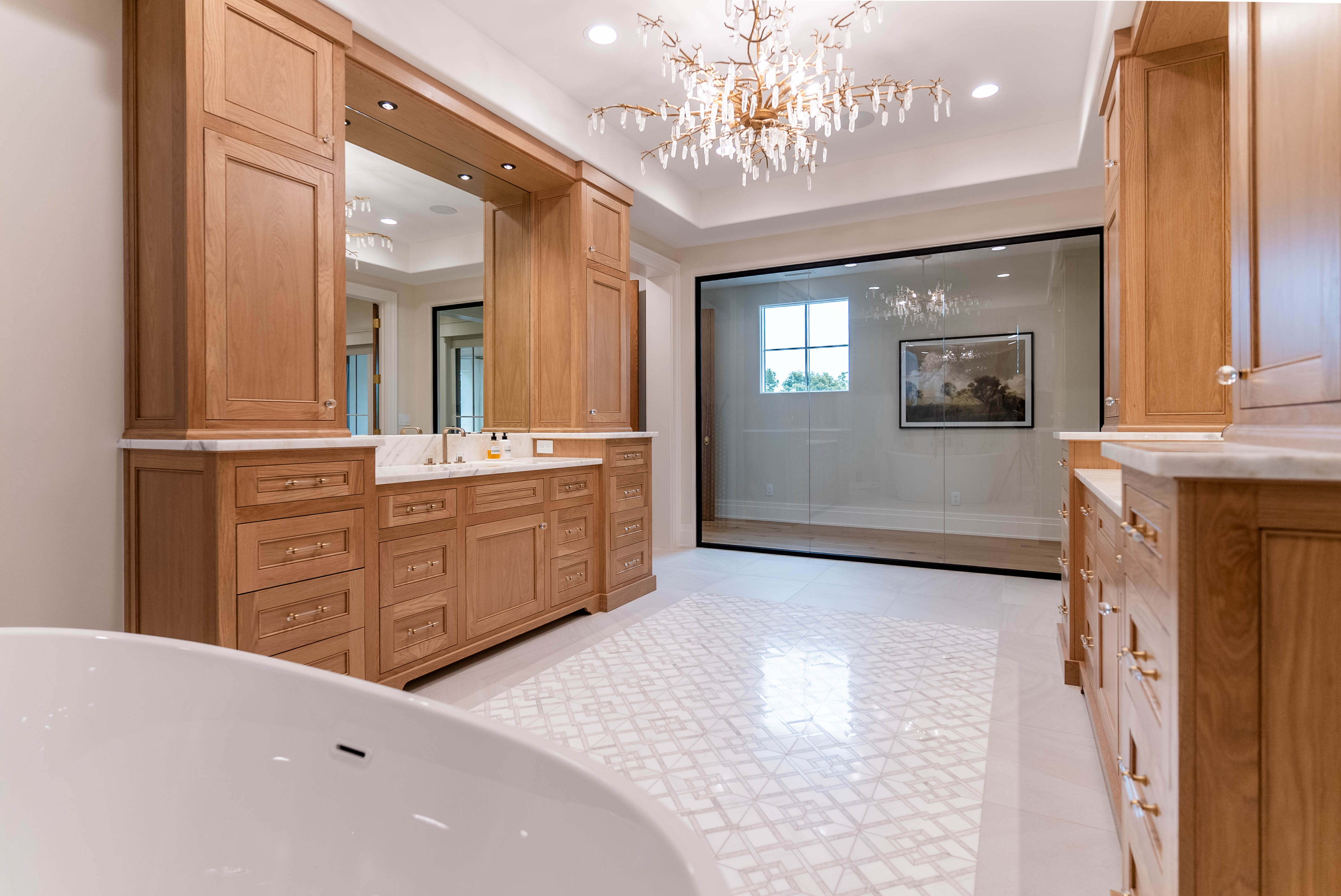 <subject>[background image] image of office building exterior (for a mobility and transportation)</subject>