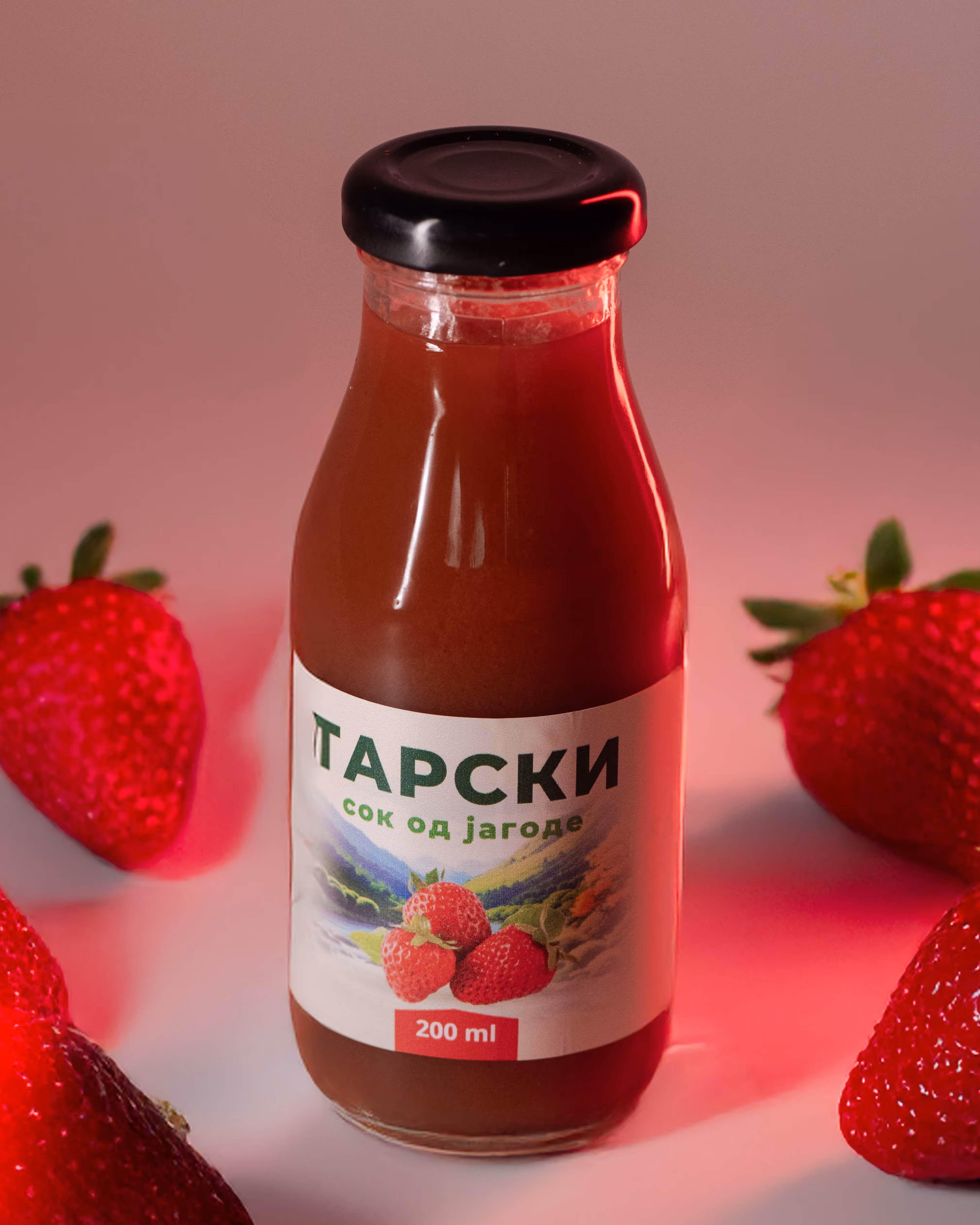 Tarski sok od jagode u staklenoj ambalaži od 200ml.