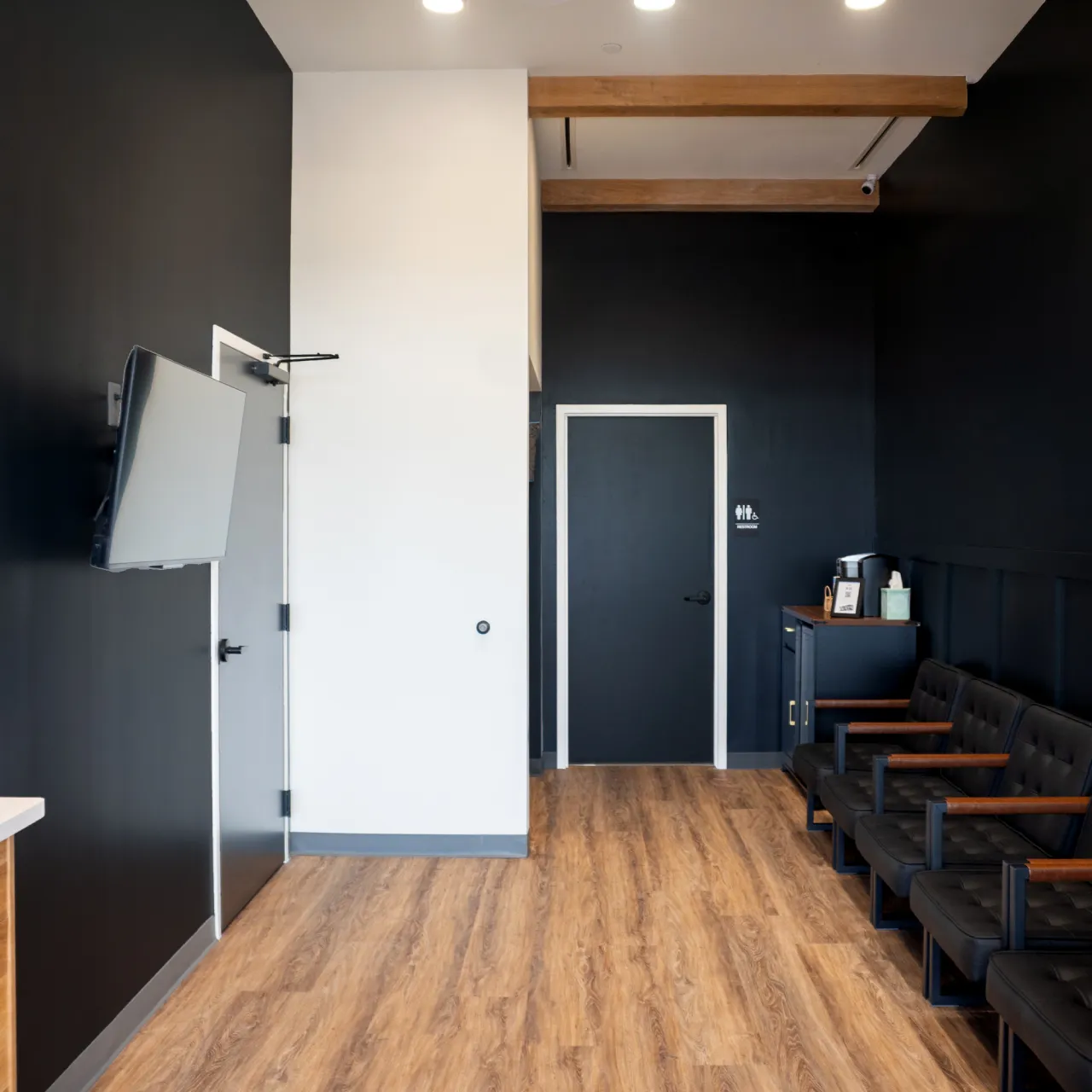 Waiting Room Area of [OFFICE] in [CITY], [ST]
