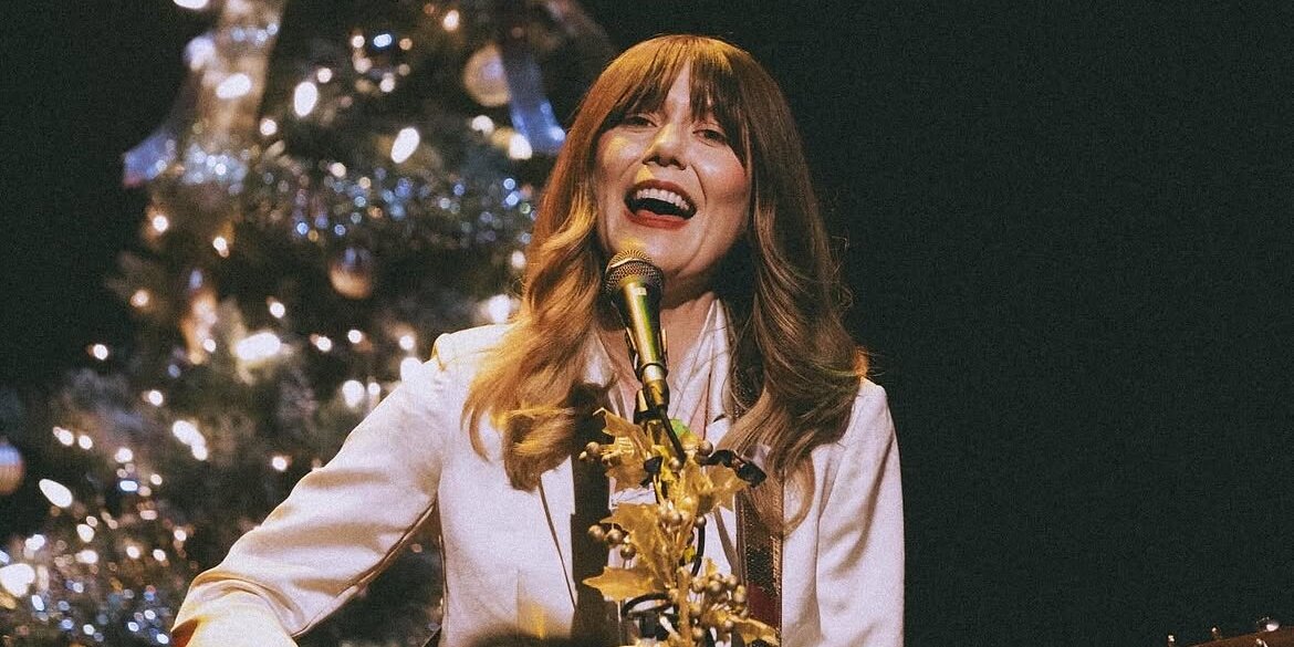 Molly Tuttle with Family & Friends: A Hometown Holiday