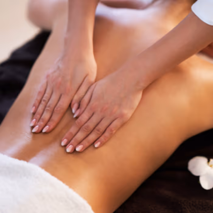 Masaje de espalda media revive one