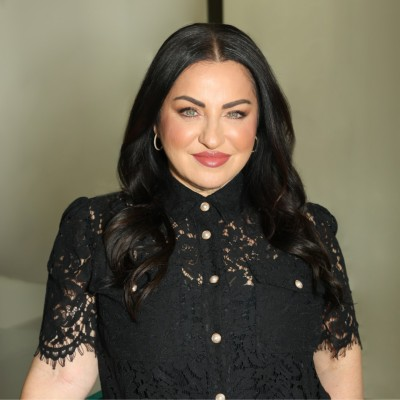 Nellie Akalp