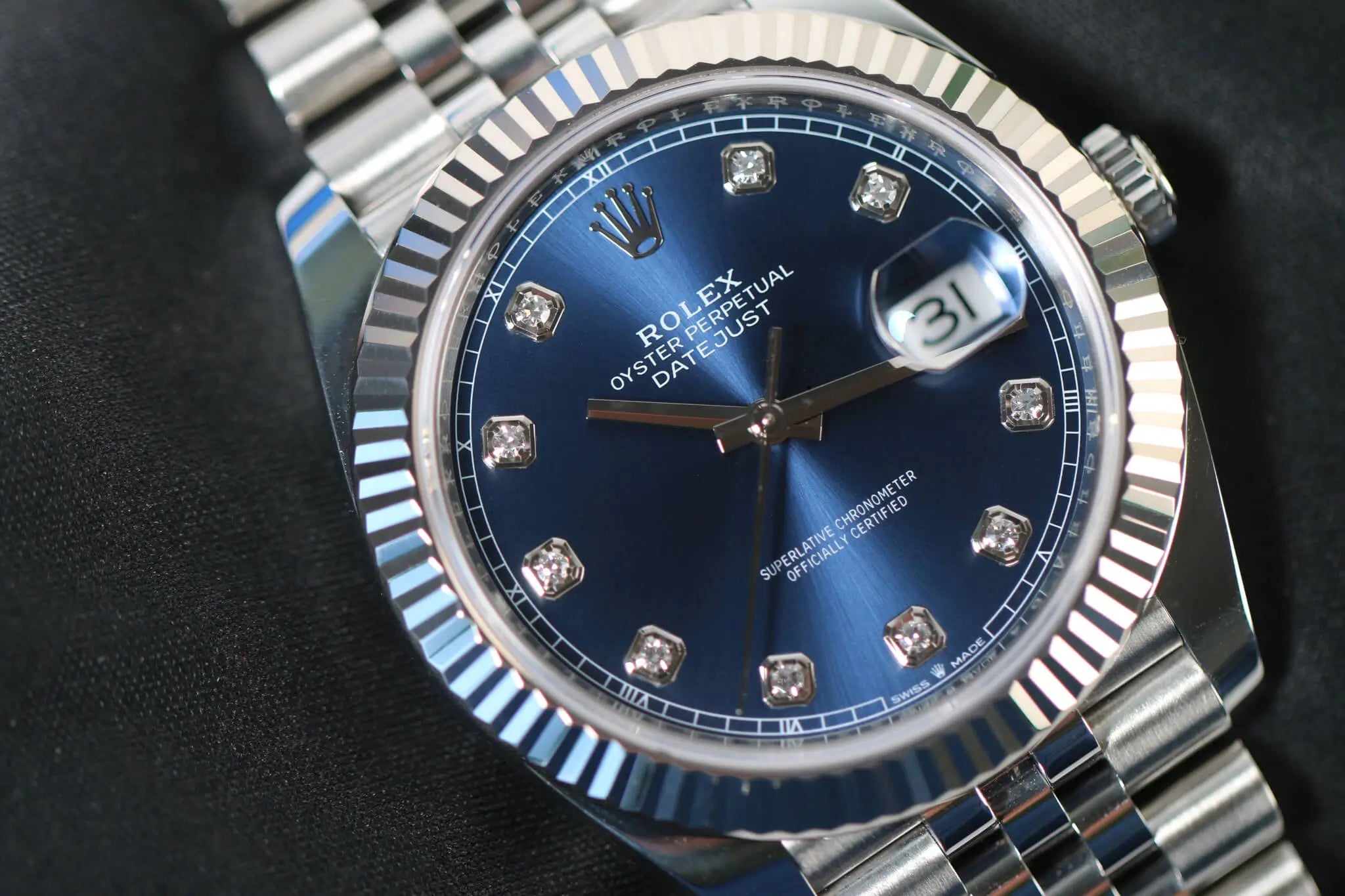 Rolex Datejust 41mm – Cadran Bleu Index 10 Diamants – Rolesor Gris – Montre Occasion 2024 | Full Set | Garantie