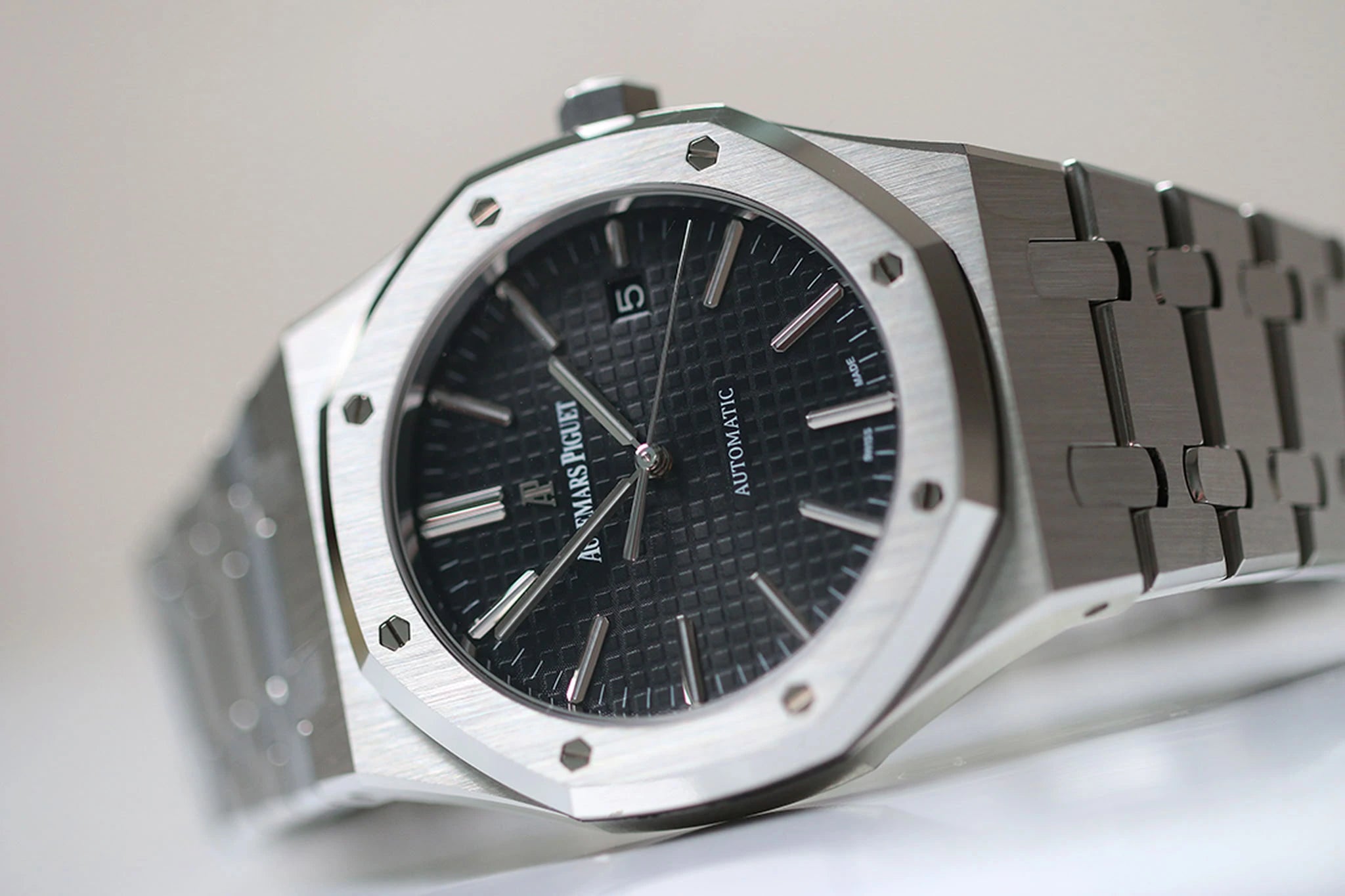 Audemars Piguet Royal Oak Selfwinding 15400ST.OO.1220ST.01 Full set