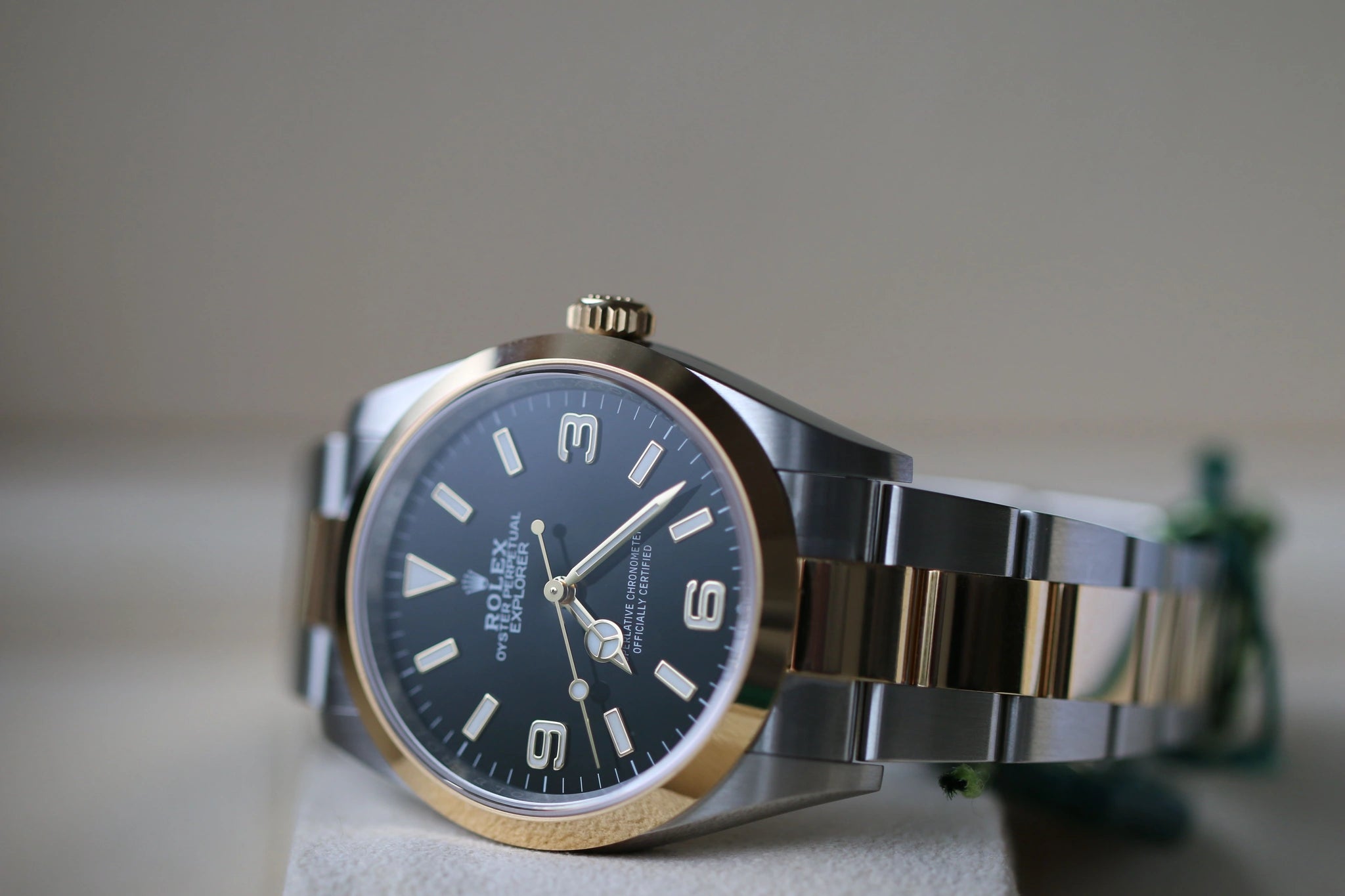 Rolex Explorer 124273 Full set 2025