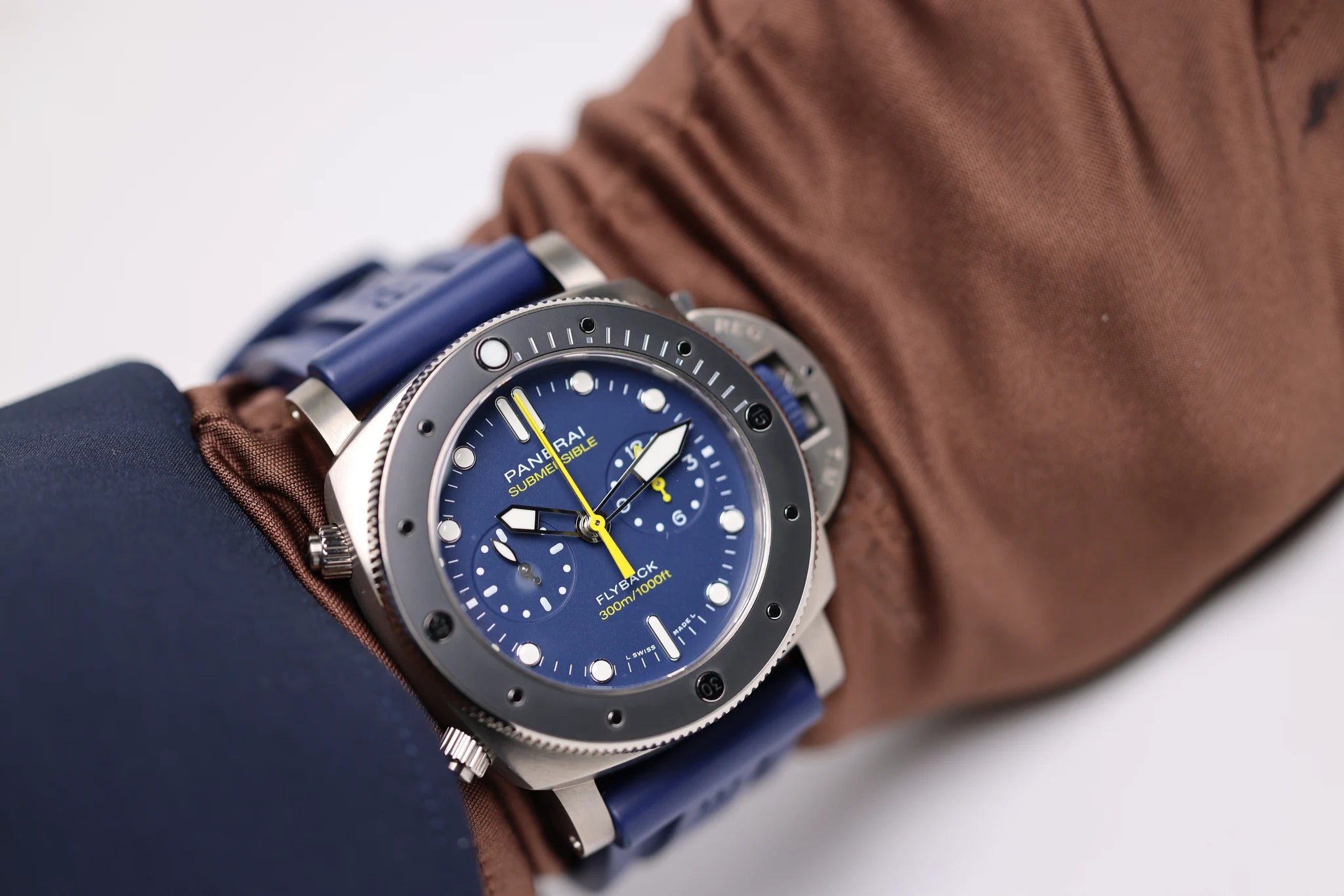 Panerai Submersible Chrono Mike Horn Edition 47mm PAM01291 Full set 2022