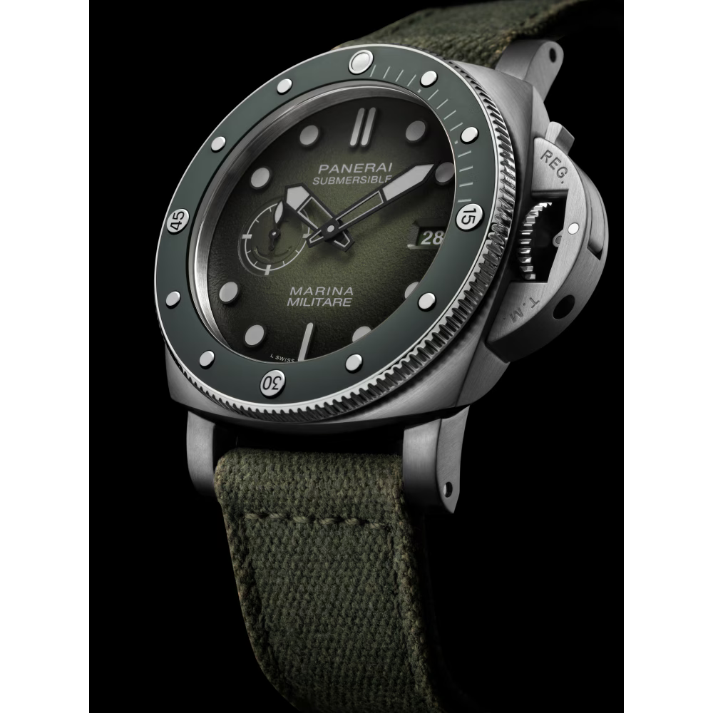 Panerai Submersible Marina Militare PAM01697 2025 Mattgrün Carbotec