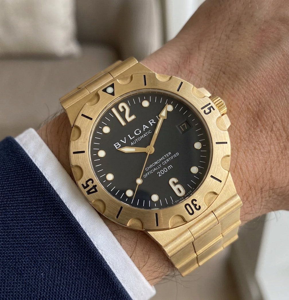 Bulgari Diagono Scuba SD38G Schwarz Gelbgold