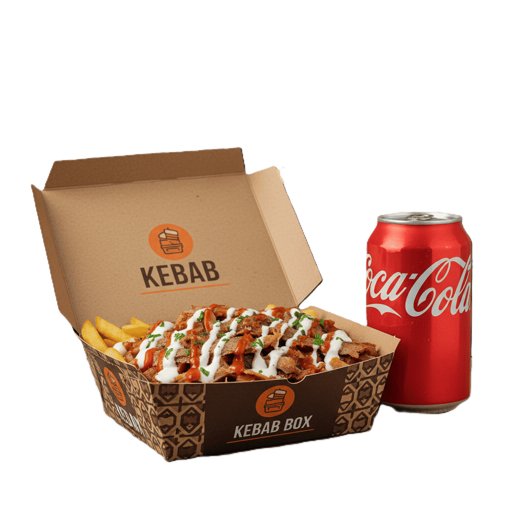 Carne especiada con guarnición dorada.