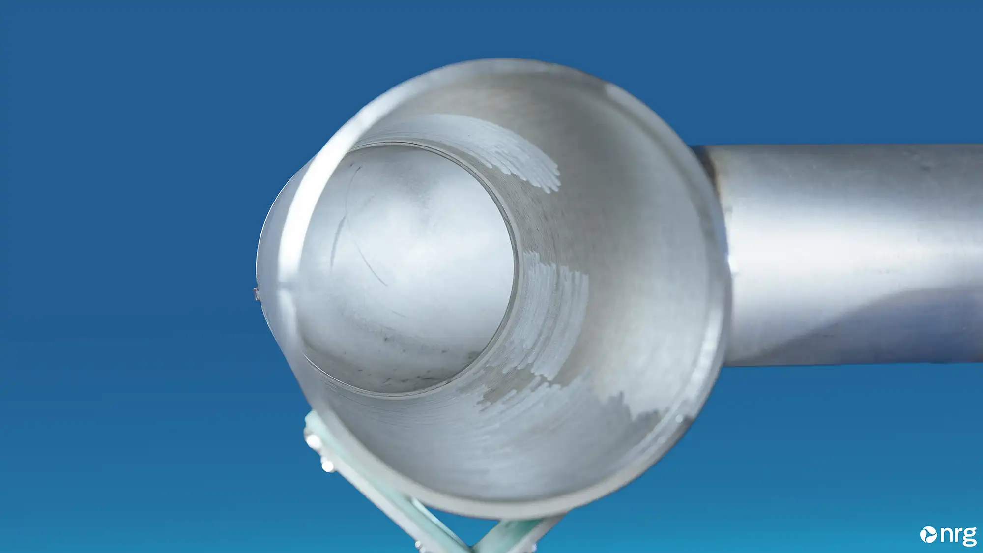 renewable energy harvesting device