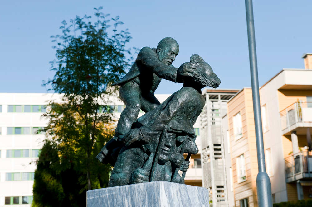 Peer møter Begriffenfeldt ved Dårekisten