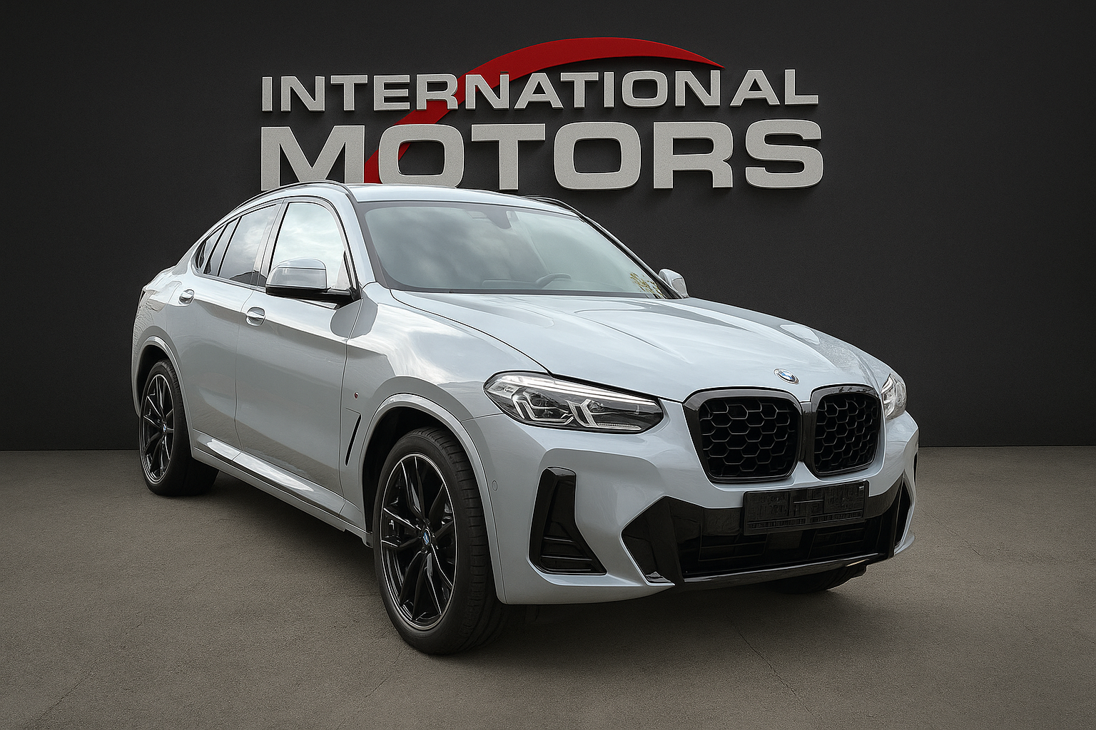 image of vehicle lineup (for an auto dealership)