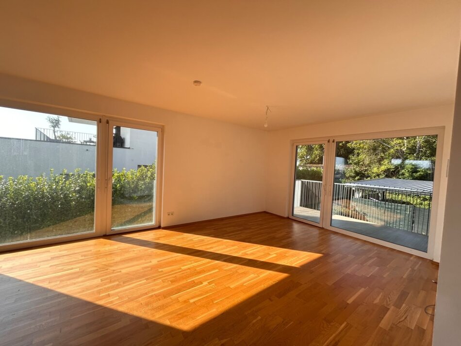 Lannach: Sonnige Traumwohnung mit XXL-Südwestterrasse & Zugang von allen Zimmern – Wohnen zum Wohlfühlen!