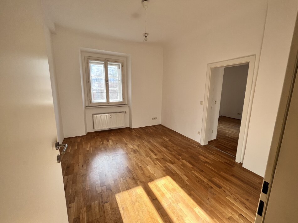 Graz-Zentrum Gries: Optimal vermietbar: Durchdachte, umgebaute 2-Zimmer-Wohnung als Kapitalanlage! 2.OG BJ 1900
