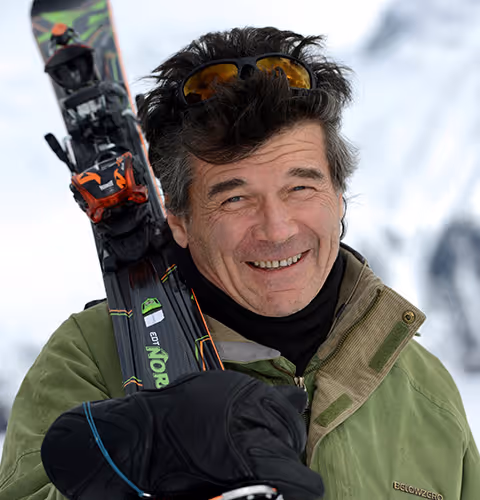 image of kitchen during service (for a fine dining restaurant)