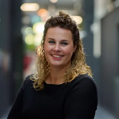 Cindy Winkel over vrouwelijk leiderschap