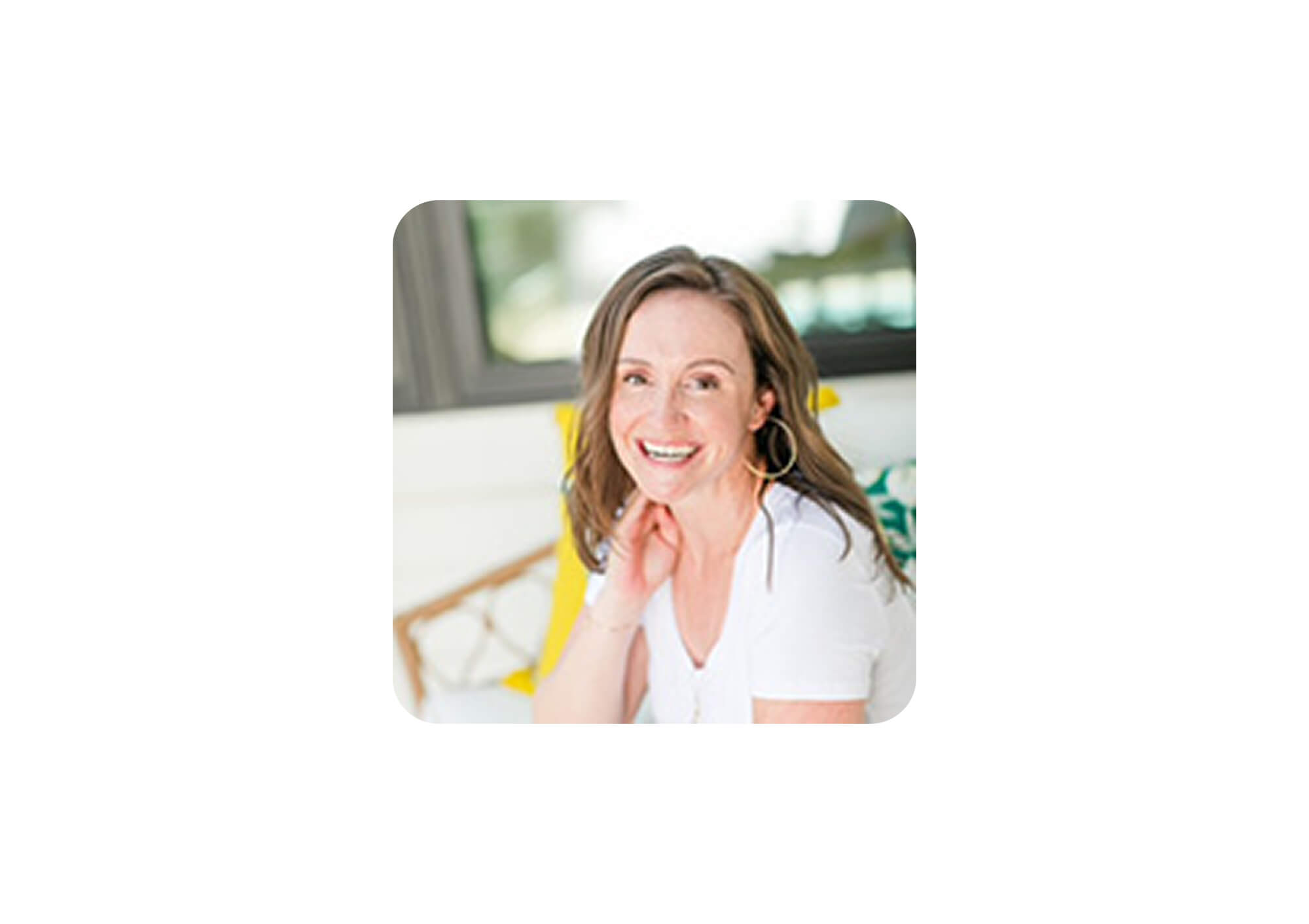 Smiling photo of Shawna Thissen
