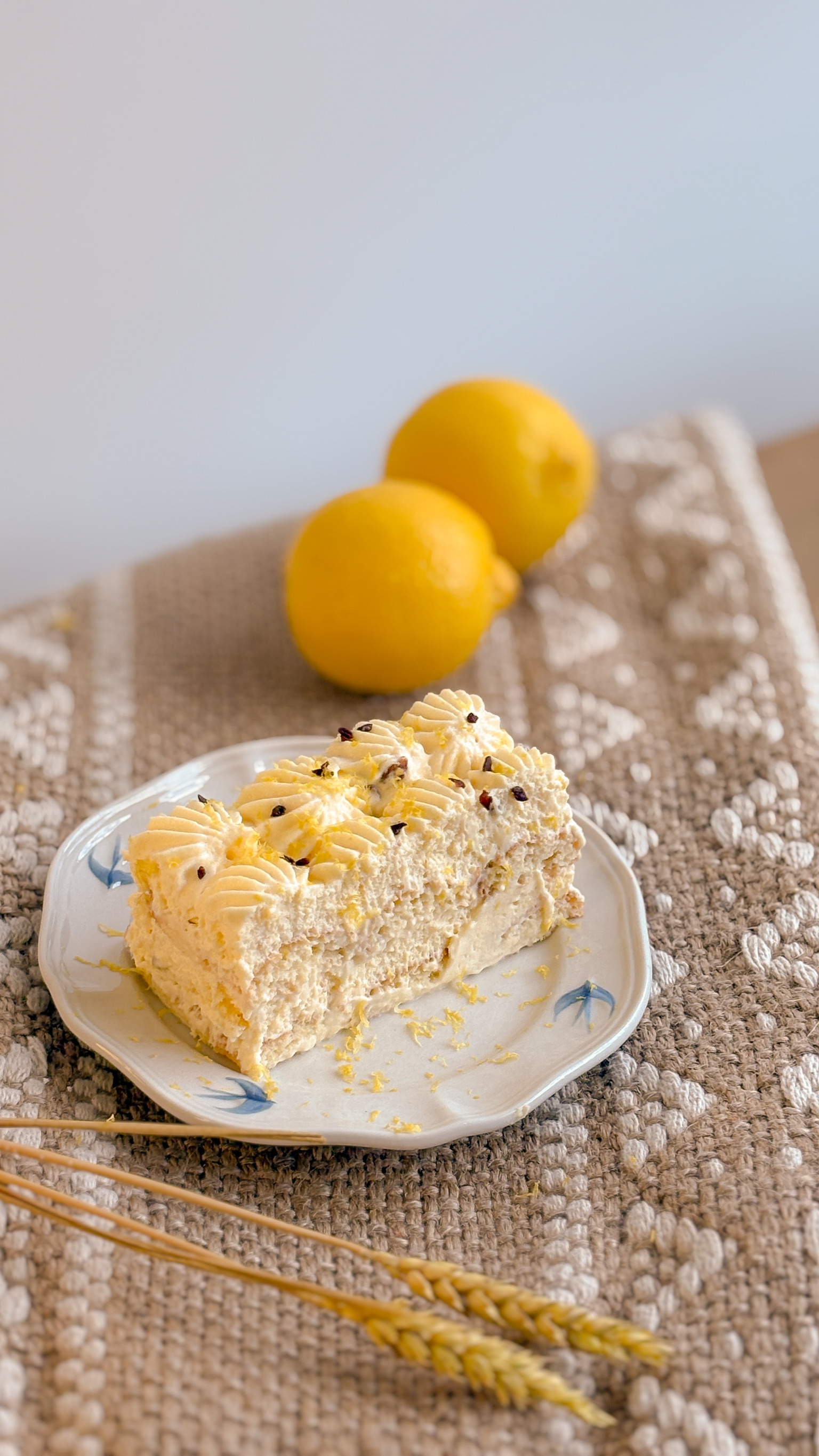 image of seasonal menu specialties (for an italian restaurant)